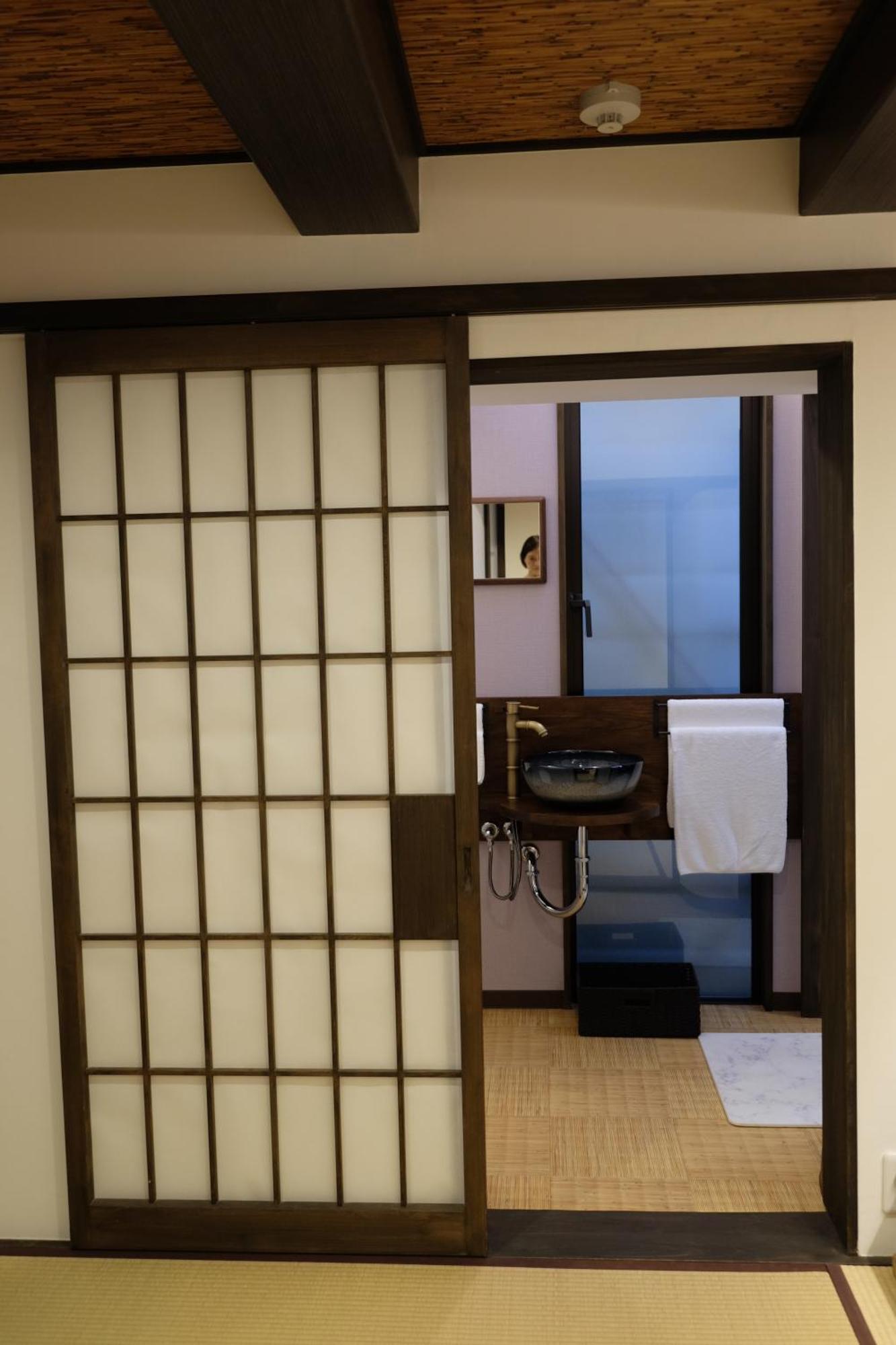 Toshiharu Ryokan Kyoto Bagian luar foto